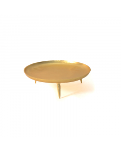 A golden golden leg tray