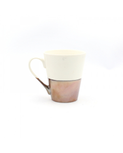 Porcelain cup with a diabetes hand