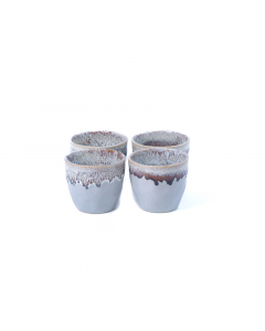 A set of 4-piece porcelain cups with brown rims